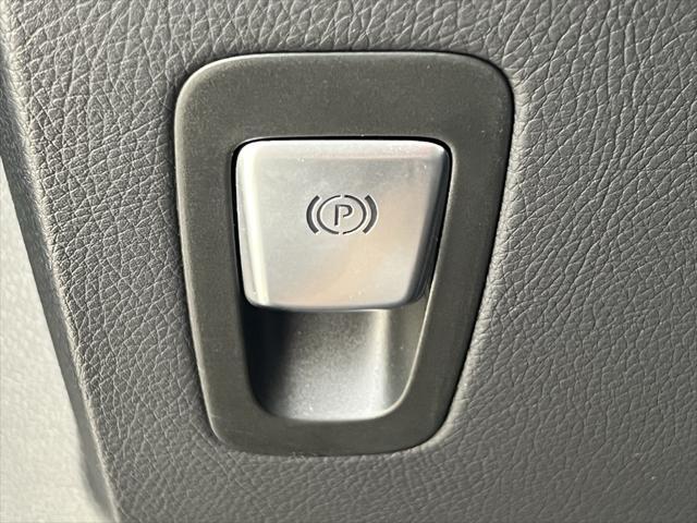 used 2022 Mercedes-Benz GLC 300 car, priced at $33,495
