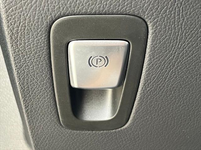 used 2022 Mercedes-Benz GLC 300 car, priced at $33,495