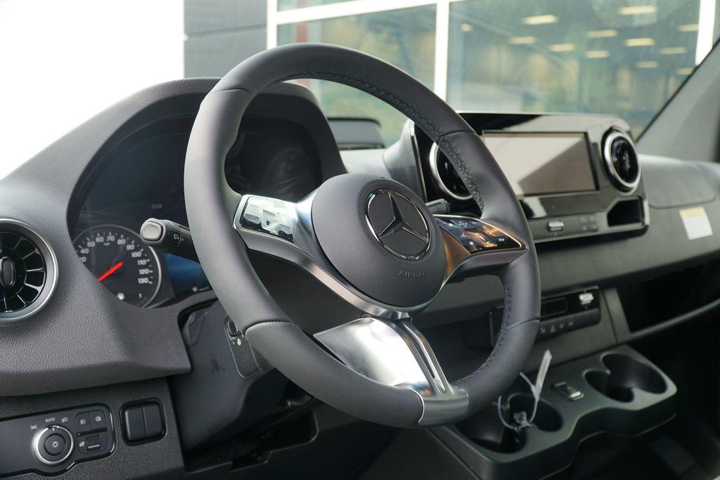 new 2025 Mercedes-Benz Sprinter 2500 car, priced at $73,369