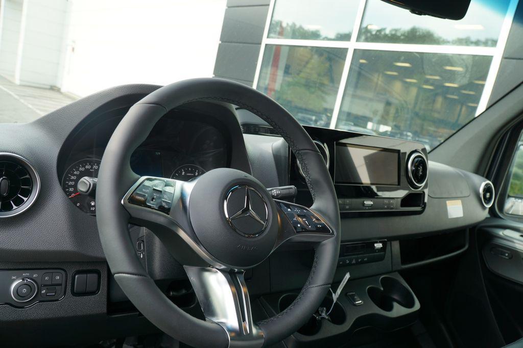 new 2025 Mercedes-Benz Sprinter 2500 car, priced at $73,369