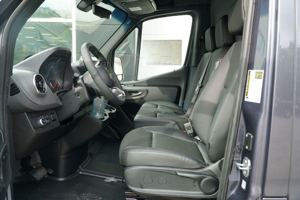 new 2025 Mercedes-Benz Sprinter 2500 car, priced at $73,369