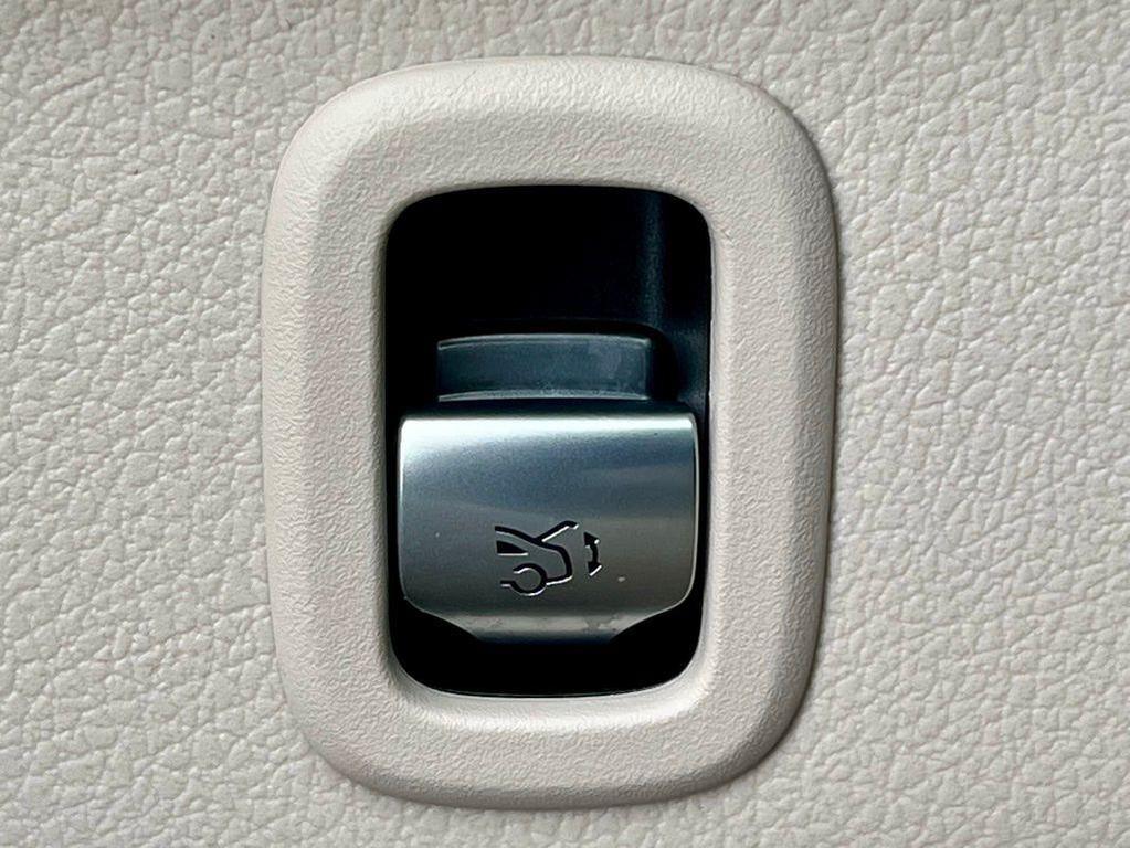 used 2025 Mercedes-Benz C-Class car, priced at $44,052