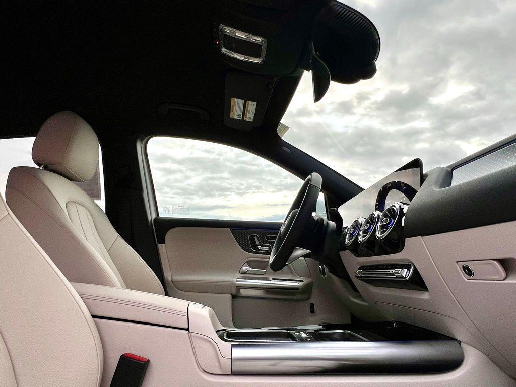 used 2025 Mercedes-Benz GLA 250 car, priced at $44,550