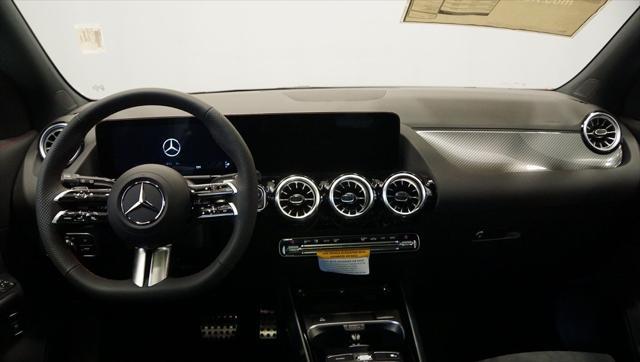 new 2025 Mercedes-Benz GLA 250 car, priced at $53,120