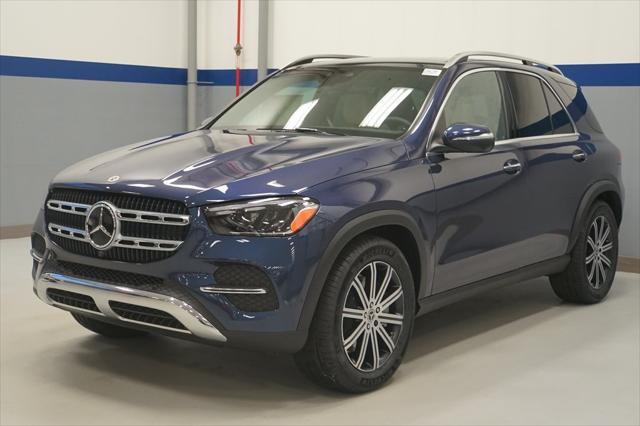 new 2025 Mercedes-Benz GLE 450 car, priced at $81,300