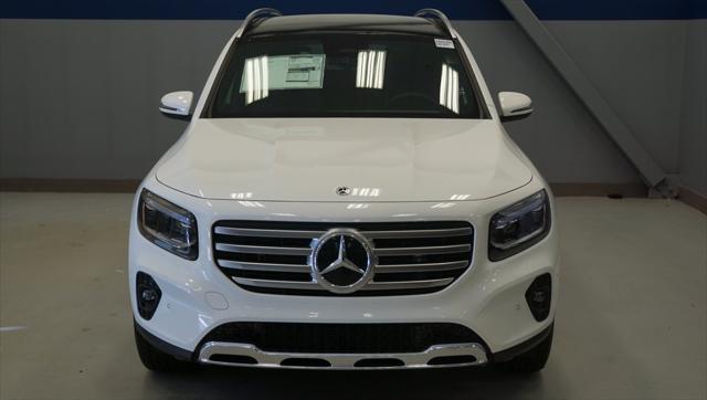 new 2024 Mercedes-Benz GLB 250 car, priced at $49,915