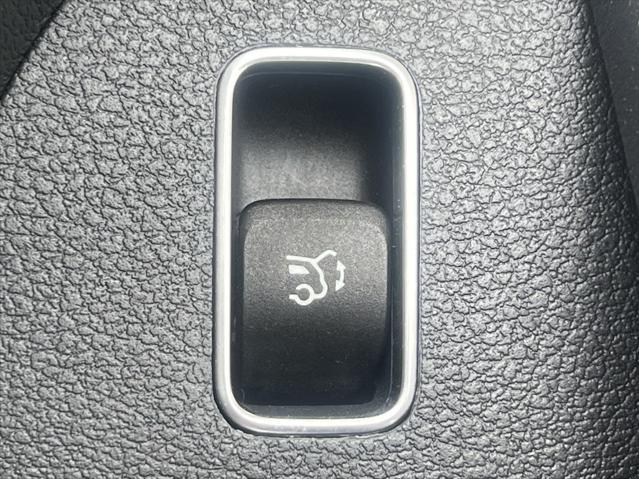 used 2022 Mercedes-Benz GLE 350 car, priced at $44,945