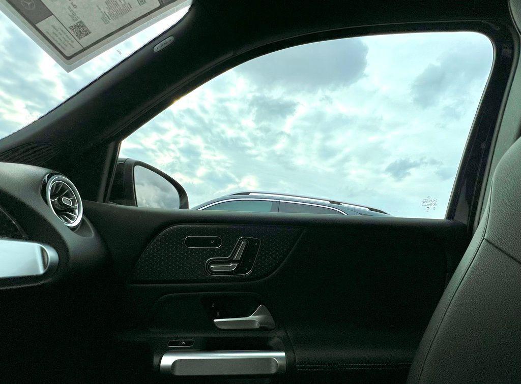 used 2024 Mercedes-Benz GLB 250 car, priced at $37,945