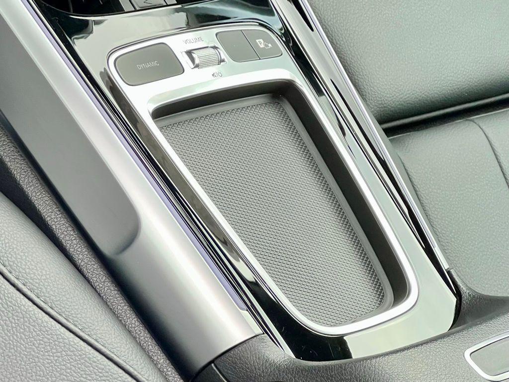 used 2024 Mercedes-Benz GLB 250 car, priced at $37,945