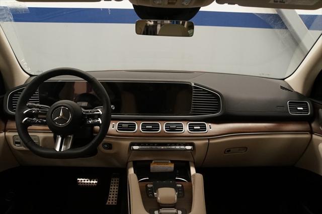 new 2025 Mercedes-Benz GLS 450 car, priced at $98,835