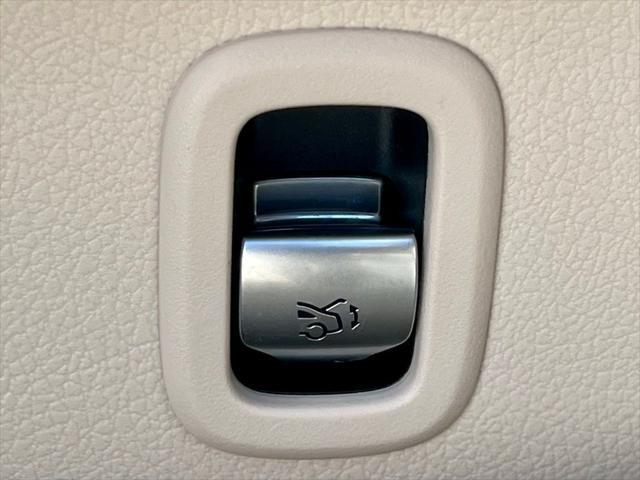 used 2025 Mercedes-Benz C-Class car, priced at $43,945