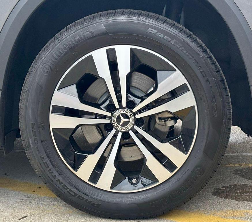 used 2026 Mercedes-Benz GLA 250 car, priced at $43,945