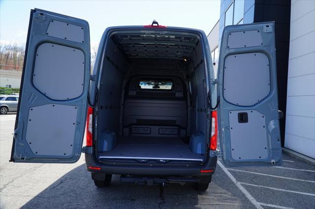 new 2025 Mercedes-Benz Sprinter 2500 car, priced at $66,785