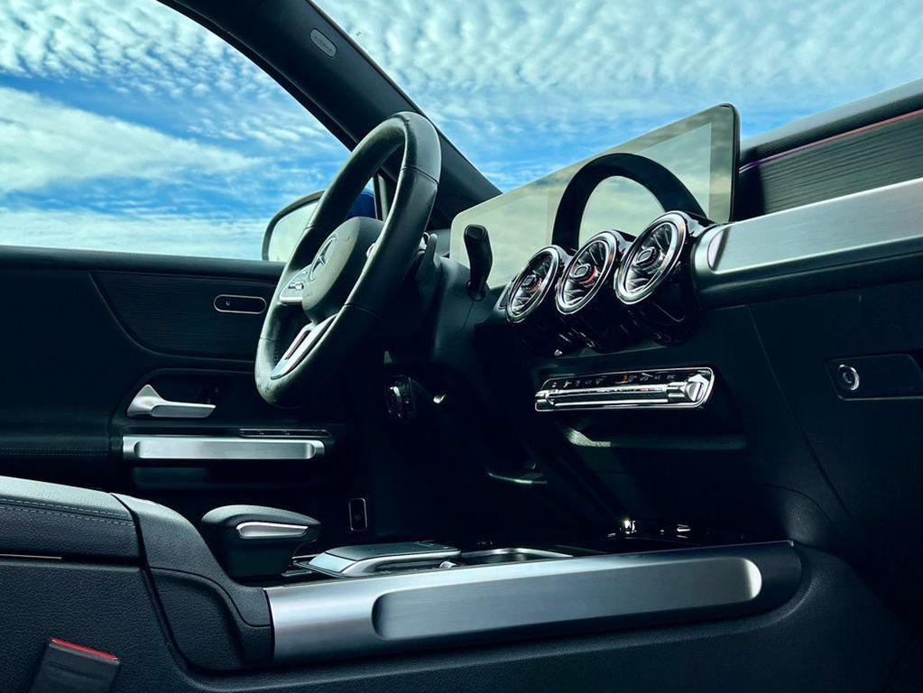 used 2022 Mercedes-Benz GLB 250 car, priced at $29,745