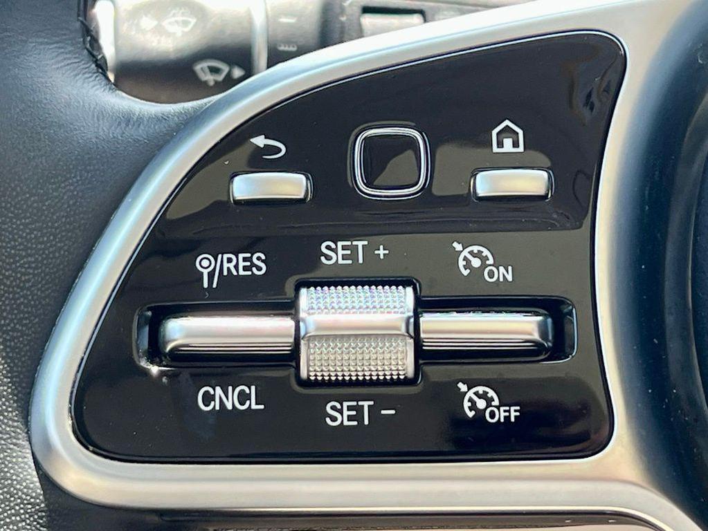 used 2022 Mercedes-Benz GLC 300 car, priced at $33,945