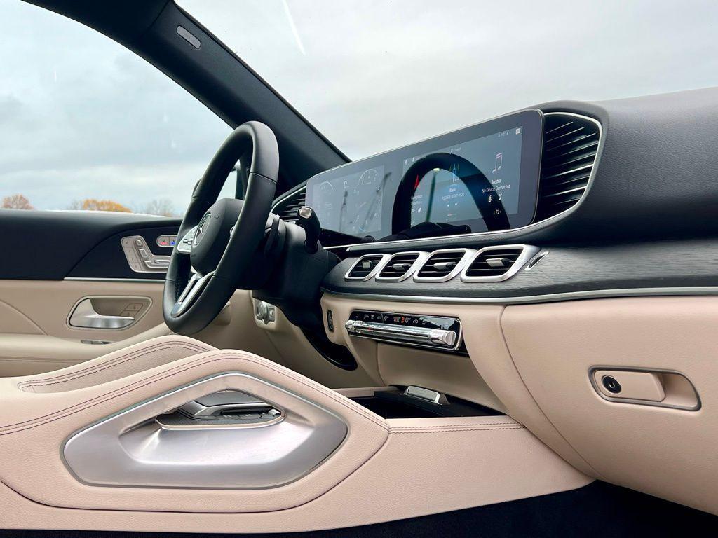 used 2023 Mercedes-Benz GLE 350 car, priced at $50,945