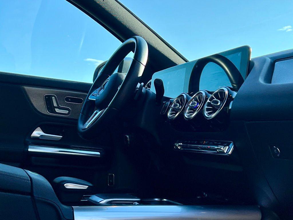 used 2021 Mercedes-Benz GLA 250 car, priced at $25,945