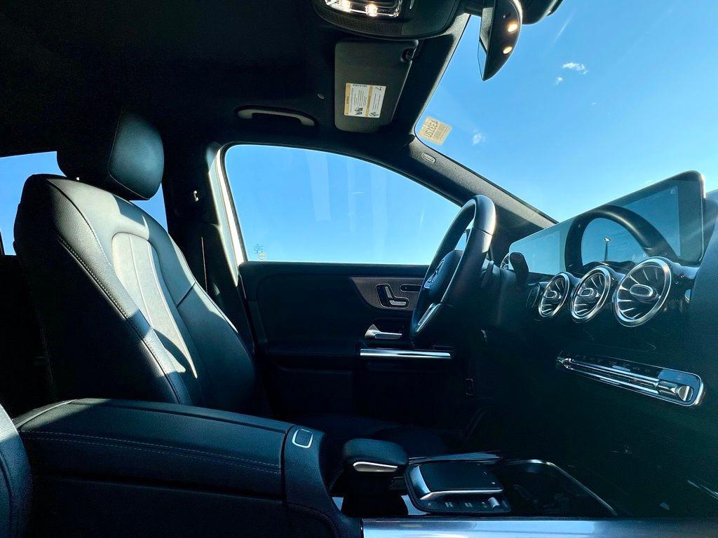 used 2021 Mercedes-Benz GLA 250 car, priced at $25,945