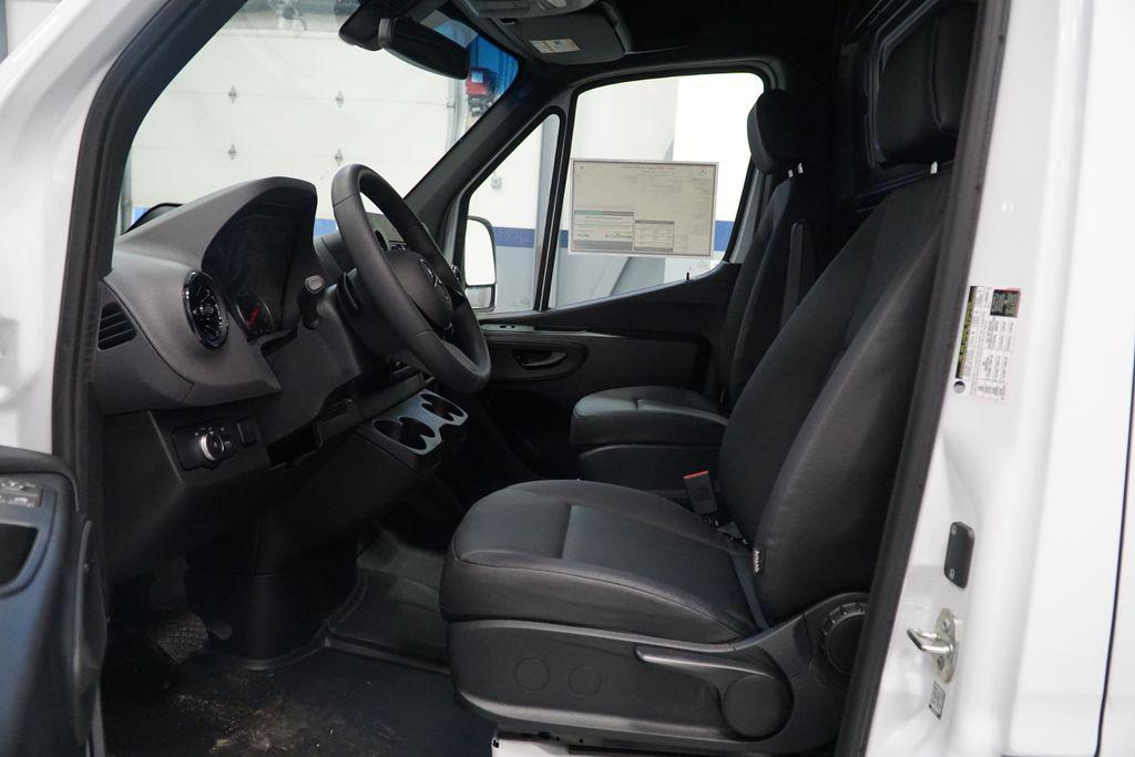 new 2025 Mercedes-Benz Sprinter 2500 car, priced at $55,599