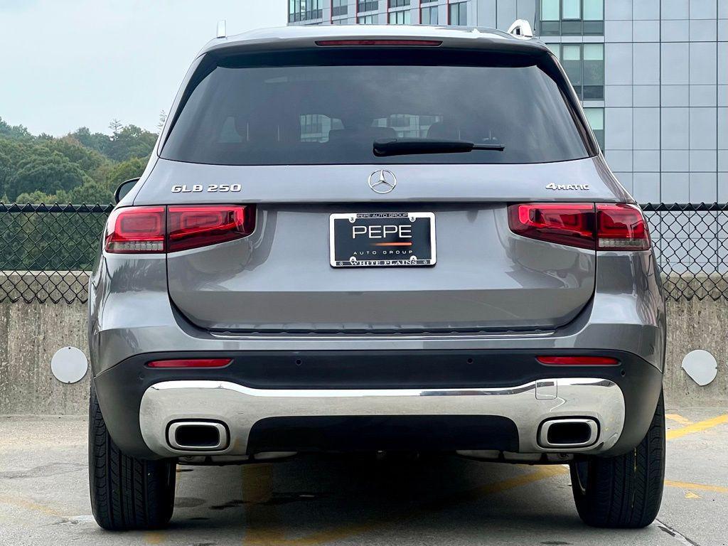 used 2022 Mercedes-Benz GLB 250 car, priced at $30,745