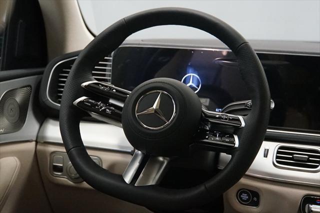 new 2025 Mercedes-Benz GLS 580 car, priced at $118,000