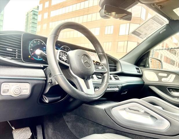 used 2022 Mercedes-Benz GLS 450 car, priced at $57,898