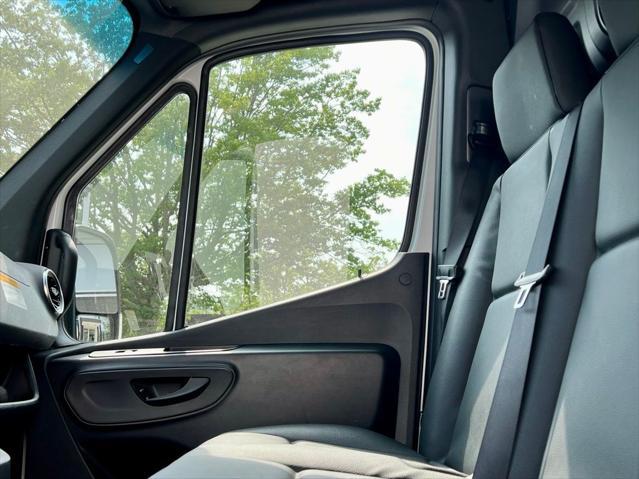 used 2024 Mercedes-Benz Sprinter 2500 car, priced at $57,998