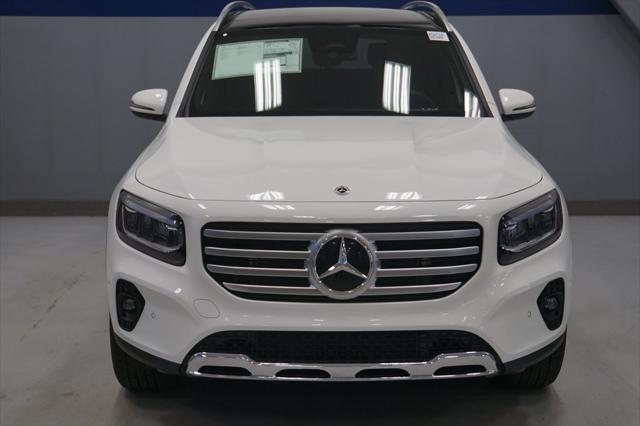 new 2025 Mercedes-Benz GLB 250 car, priced at $51,265