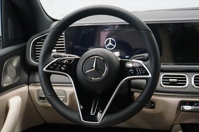 new 2025 Mercedes-Benz GLS 450 car, priced at $93,055