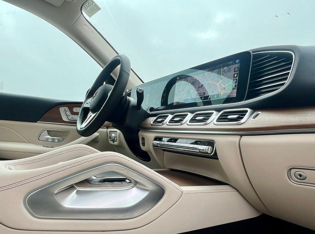 used 2022 Mercedes-Benz GLE 350 car, priced at $41,945