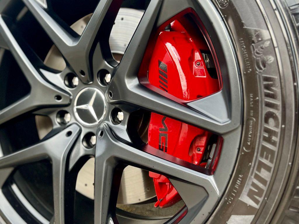 used 2024 Mercedes-Benz AMG G 63 car, priced at $184,000