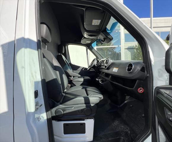 new 2024 Mercedes-Benz Sprinter 2500 car, priced at $69,099