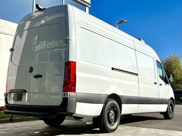 new 2024 Mercedes-Benz Sprinter 2500 car, priced at $69,099