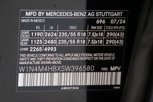 new 2025 Mercedes-Benz GLB 250 car, priced at $51,095