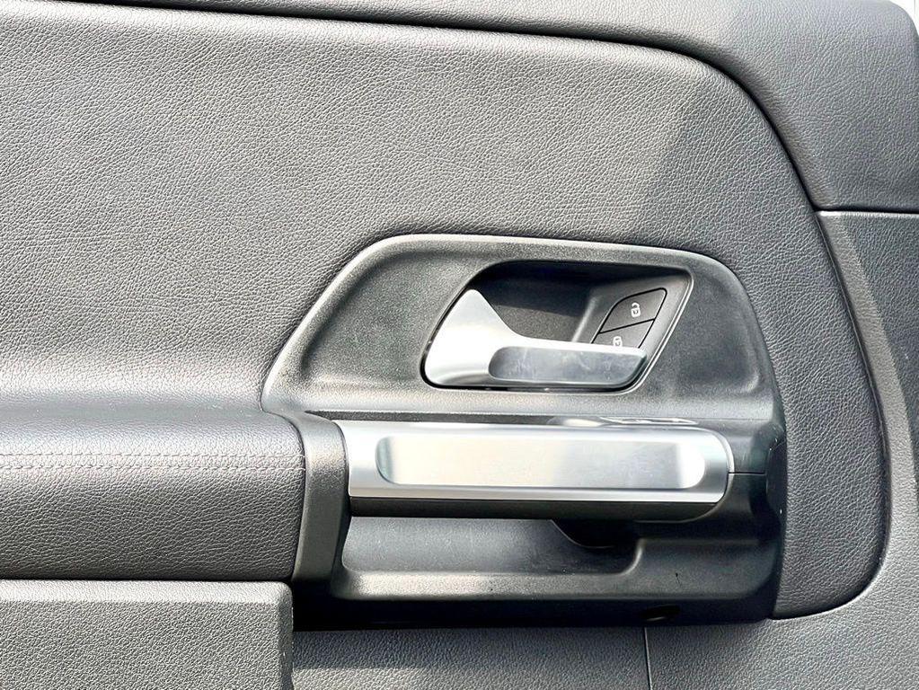used 2021 Mercedes-Benz GLB 250 car, priced at $30,945