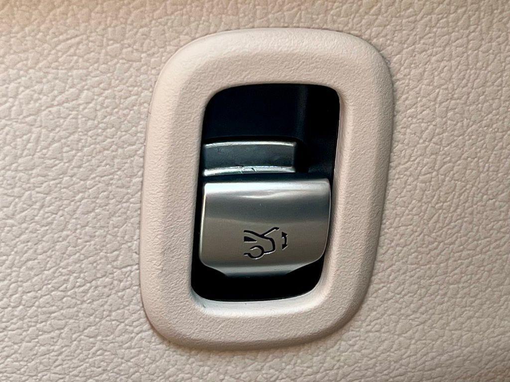 used 2025 Mercedes-Benz C-Class car, priced at $40,945