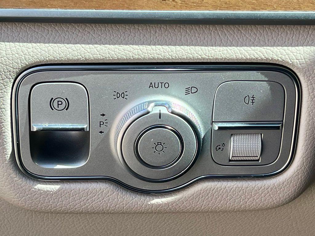 used 2022 Mercedes-Benz GLE 350 car, priced at $43,945