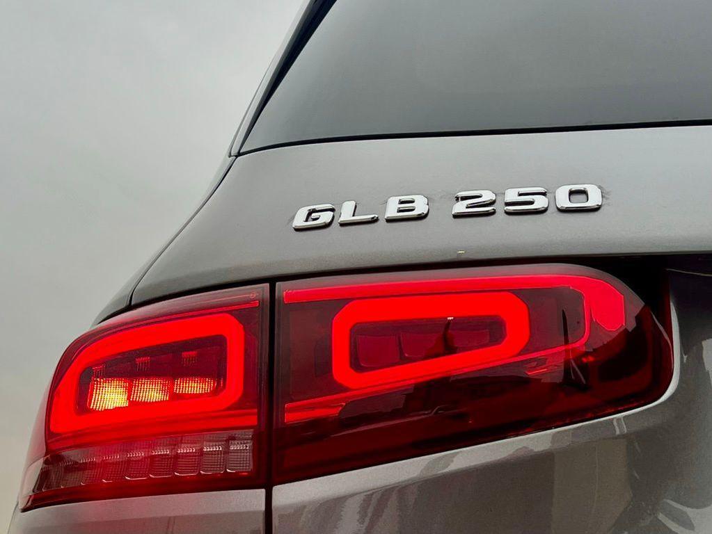 used 2022 Mercedes-Benz GLB 250 car, priced at $30,945