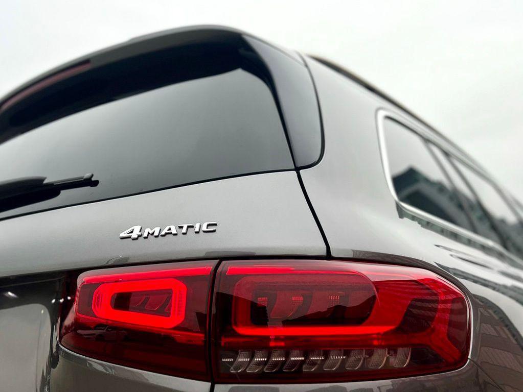 used 2022 Mercedes-Benz GLB 250 car, priced at $30,945