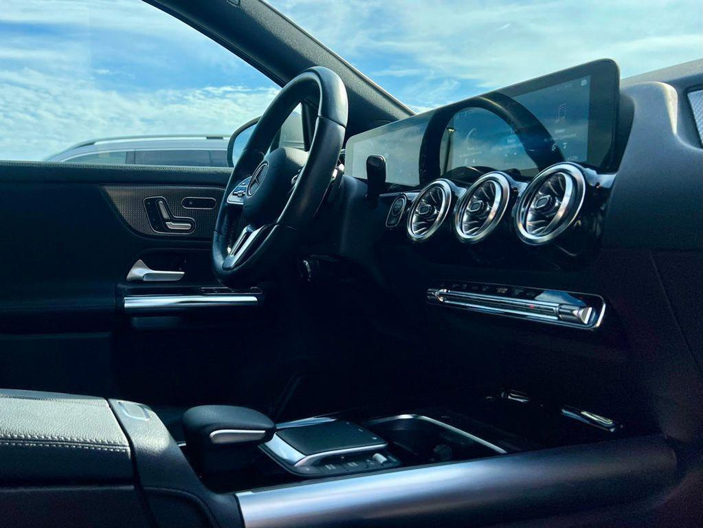 used 2022 Mercedes-Benz GLA 250 car, priced at $29,845