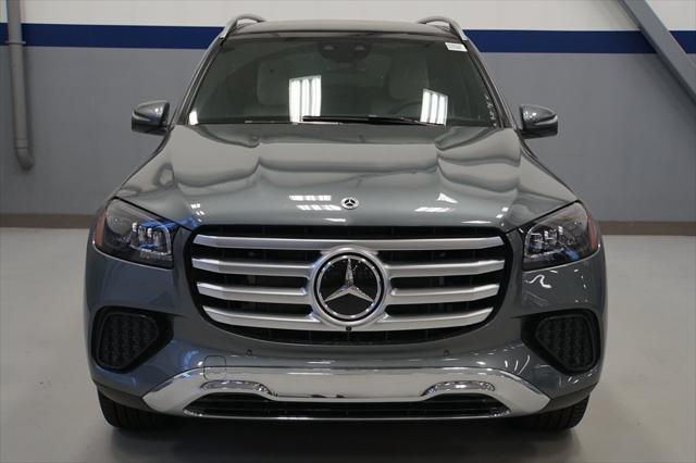 new 2025 Mercedes-Benz GLS 450 car, priced at $98,470