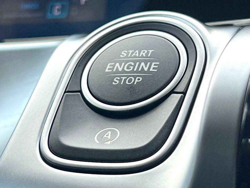 used 2025 Mercedes-Benz GLB 250 car, priced at $41,945