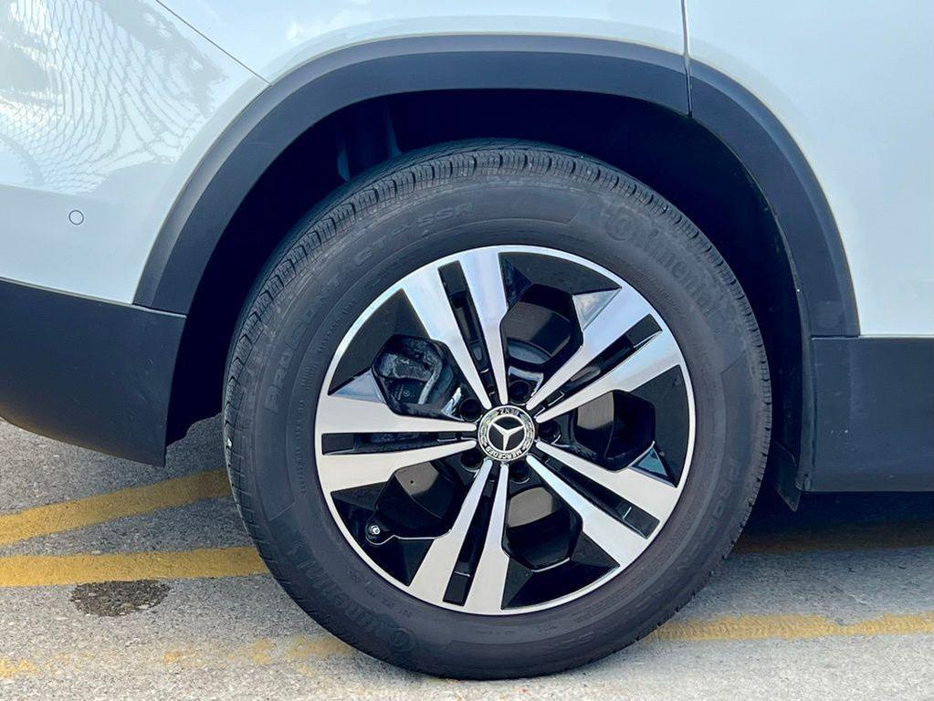 used 2025 Mercedes-Benz GLB 250 car, priced at $42,745