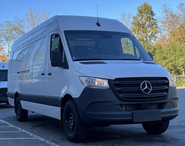 new 2024 Mercedes-Benz Sprinter 2500 car, priced at $72,071