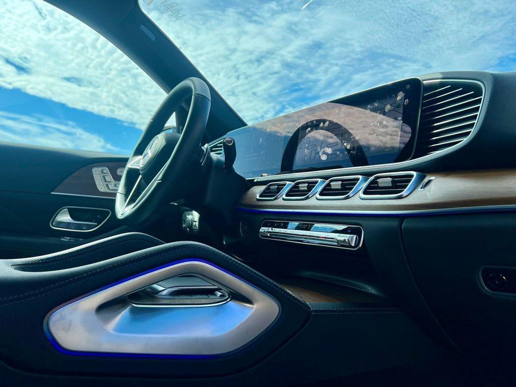 used 2025 Mercedes-Benz GLE 350 car, priced at $64,945