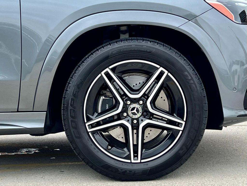 used 2025 Mercedes-Benz GLE 350 car, priced at $64,945