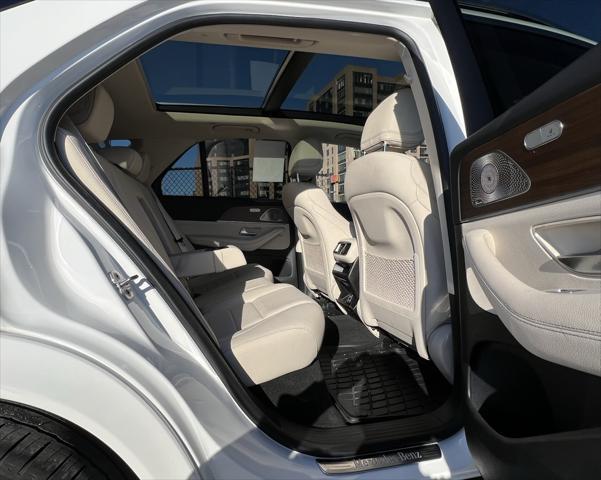 used 2022 Mercedes-Benz GLE 450 car, priced at $56,843