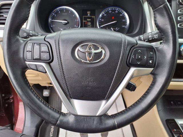 used 2014 Toyota Highlander car, priced at $12,839