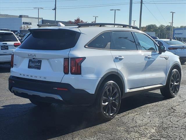 used 2022 Kia Sorento car, priced at $32,000