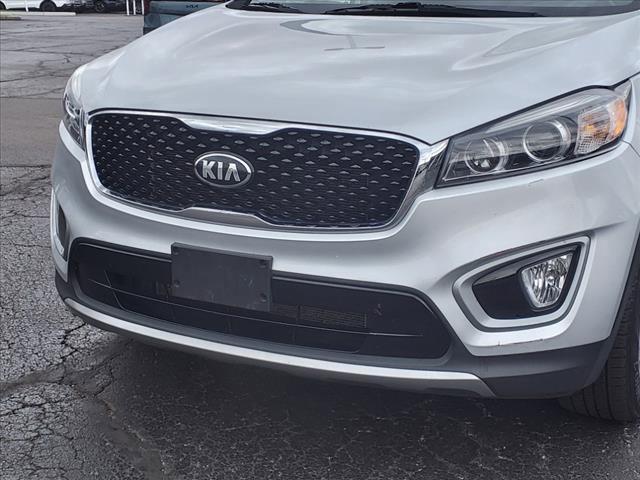 used 2018 Kia Sorento car, priced at $14,703